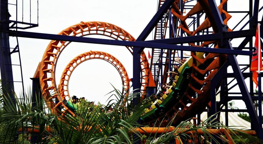 Smart Travel Travel Guide Application