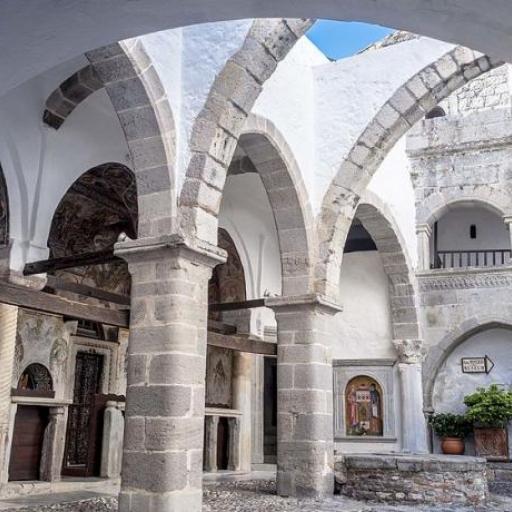 Monastère Saint-Jean-le-Théologien