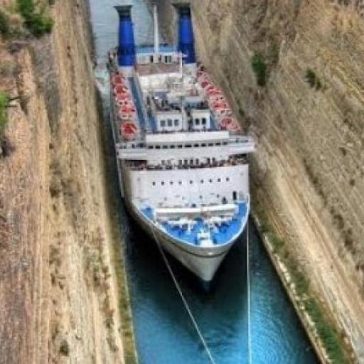 Canal de Corinthe